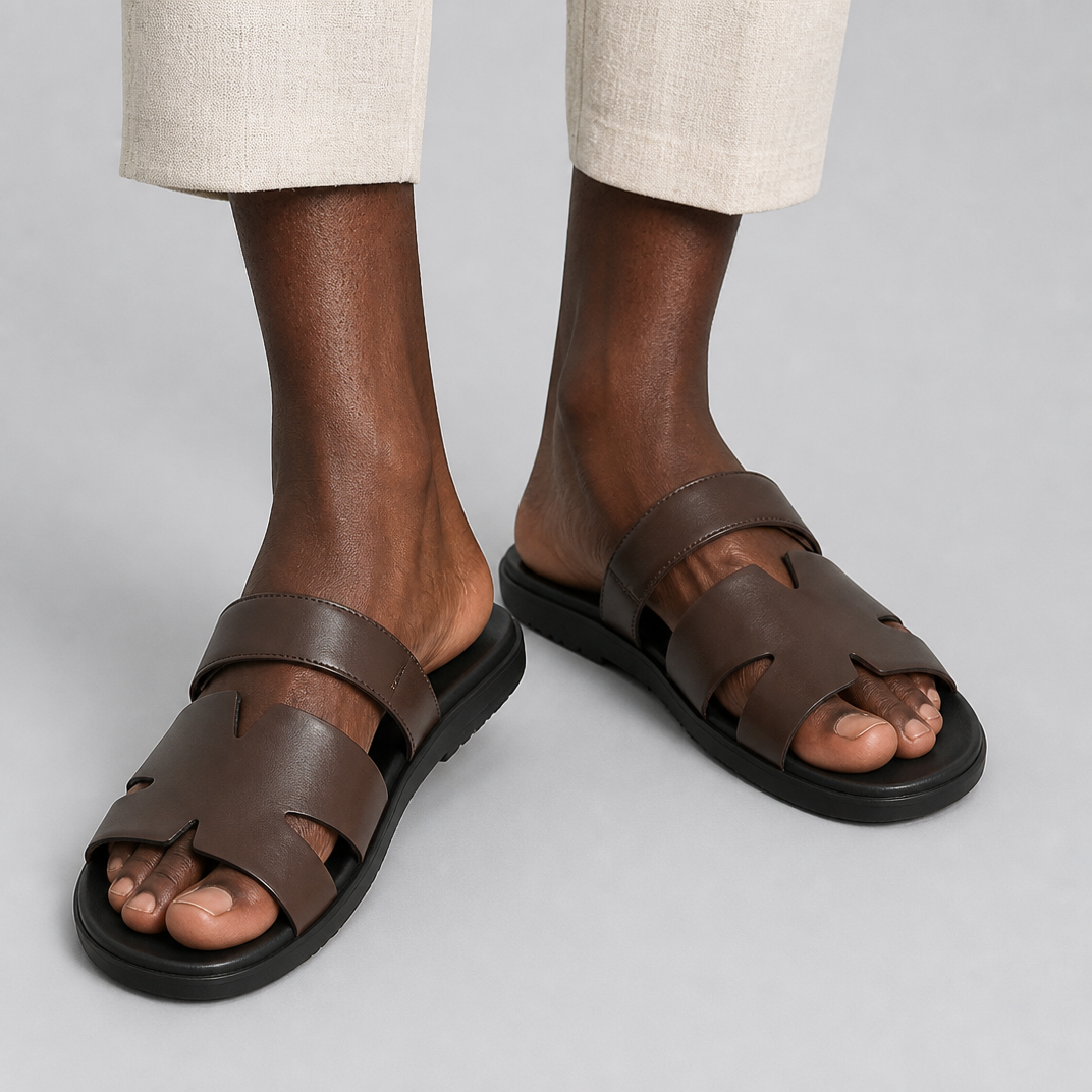 Men’s Black Cut-Out Smart-Casual Slides