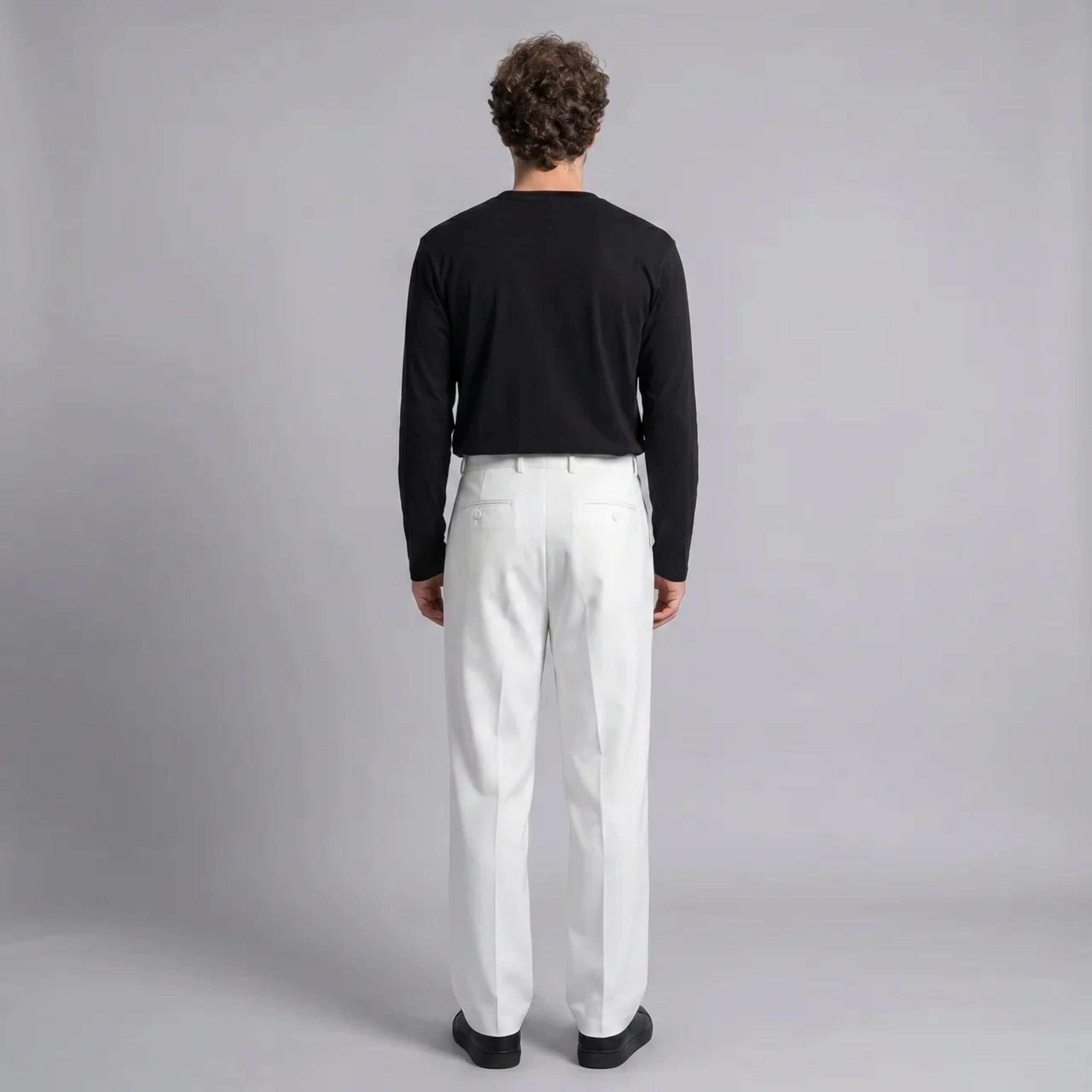 Men’s Wide-Leg Pleated Pants
