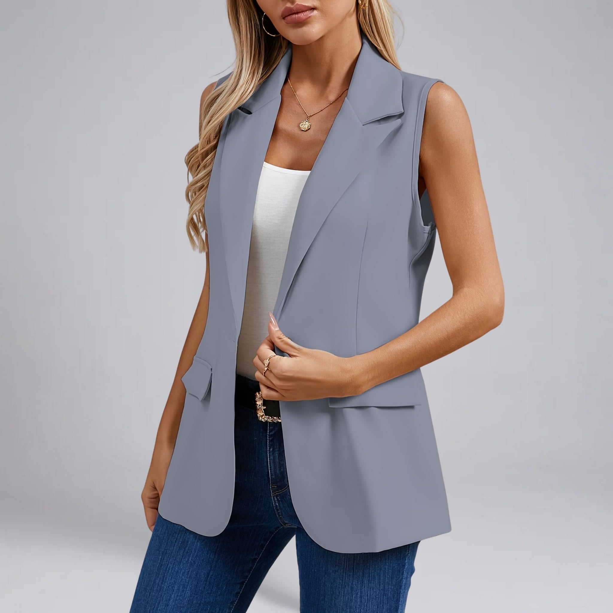 Women’s Distinguished Sleeveless Tailored Blazer