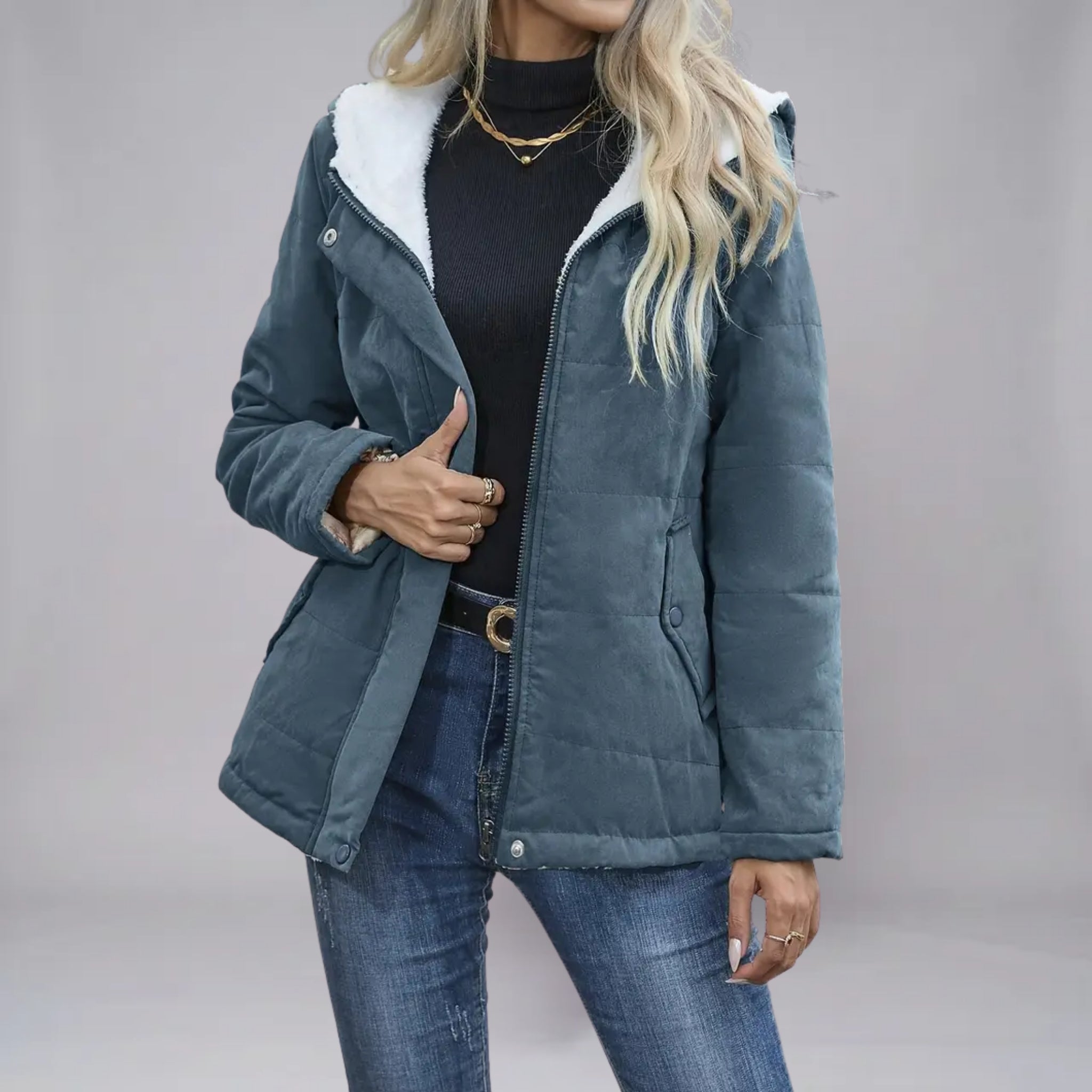 Women’s Hooded Quilted Jacket