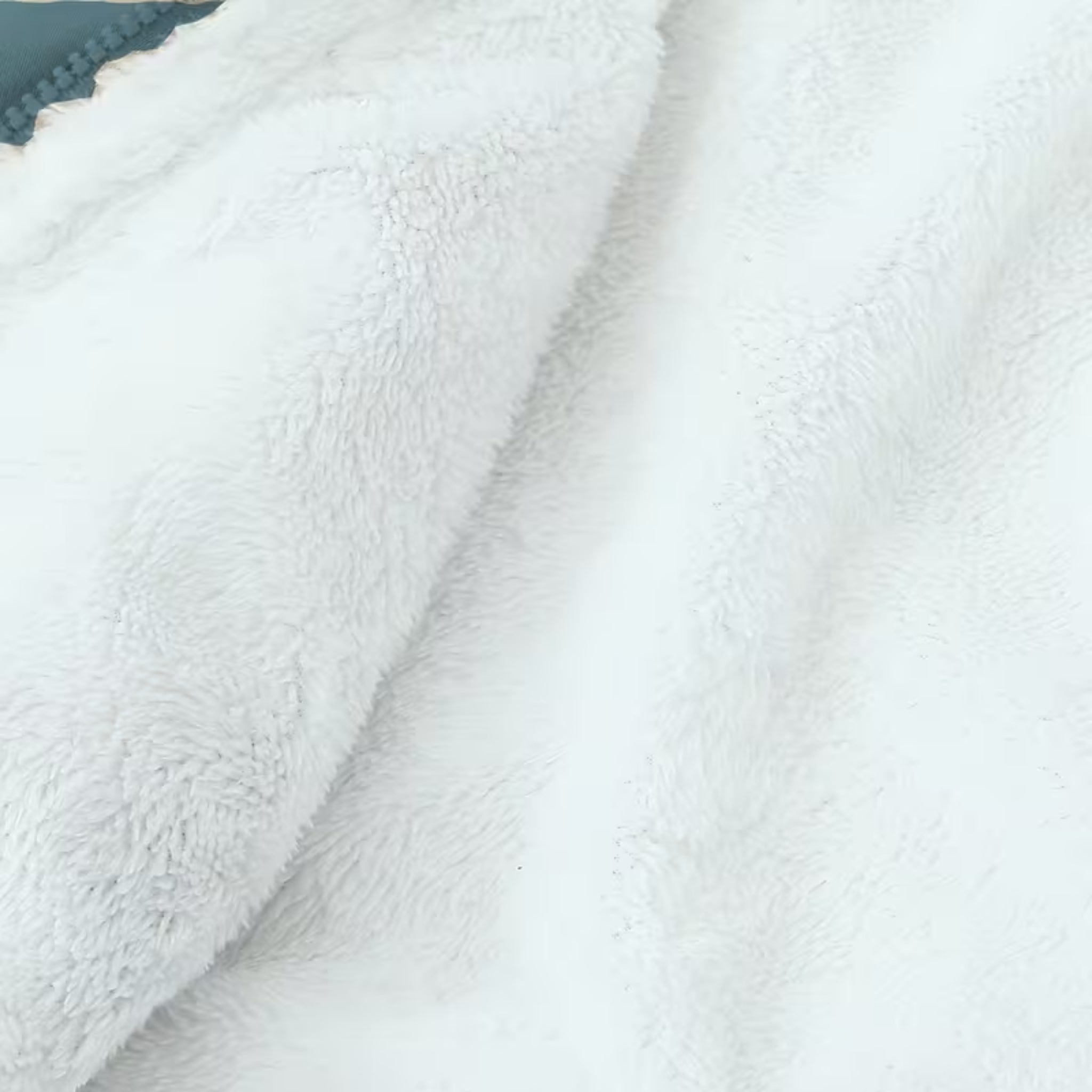 Women’s Hooded Quilted Jacket