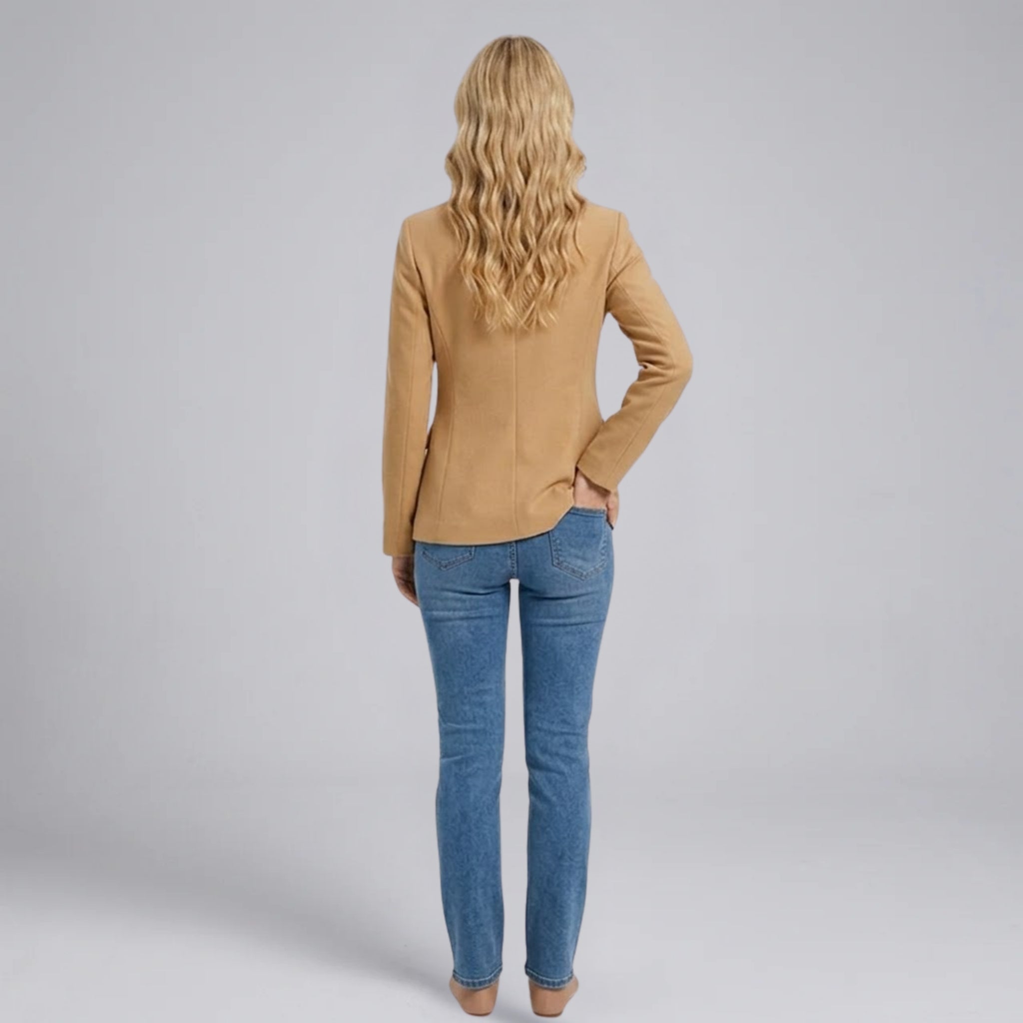 Women’s Sophisticated Tailored Crepe Blazer