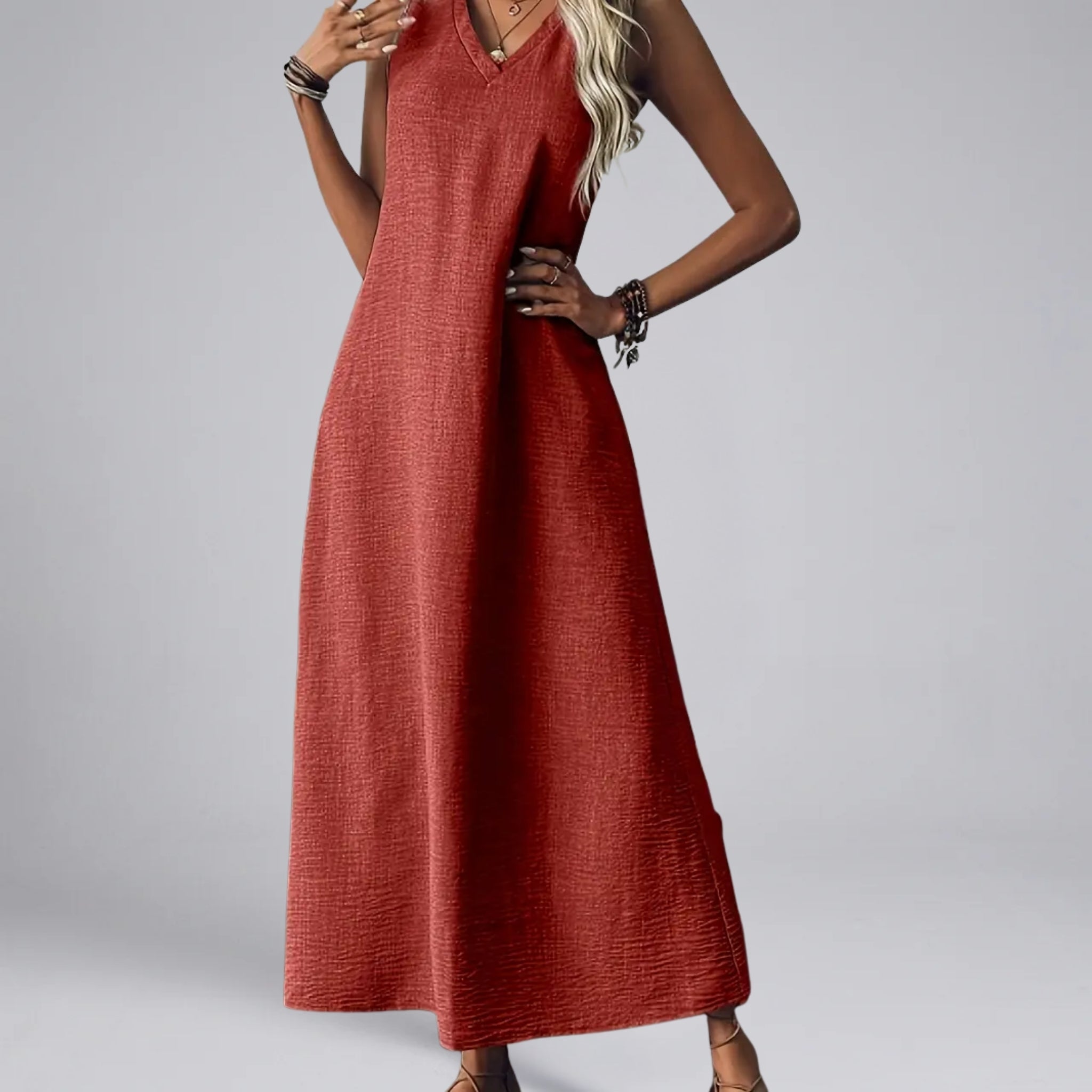 Women’s V-Neck Sleeveless Textured Maxi Dress