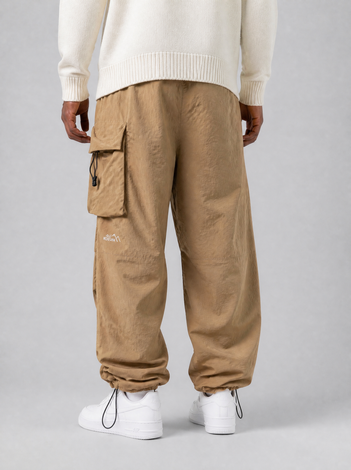 Men's Technical Blend Wide Leg Cargo Trousers - product view 4