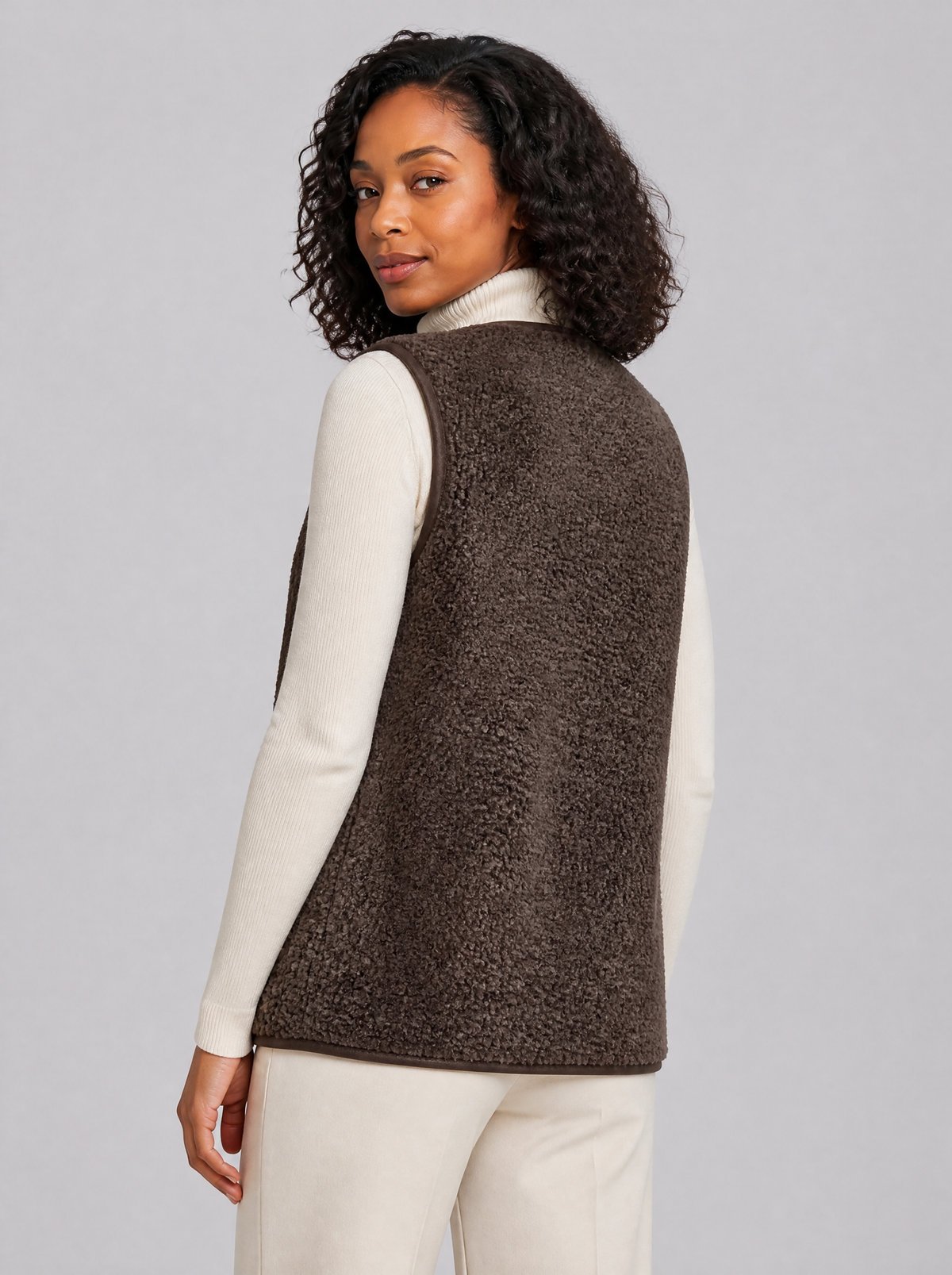 Women's Borg Fleece Relaxed Pocket Gilet - product view 4