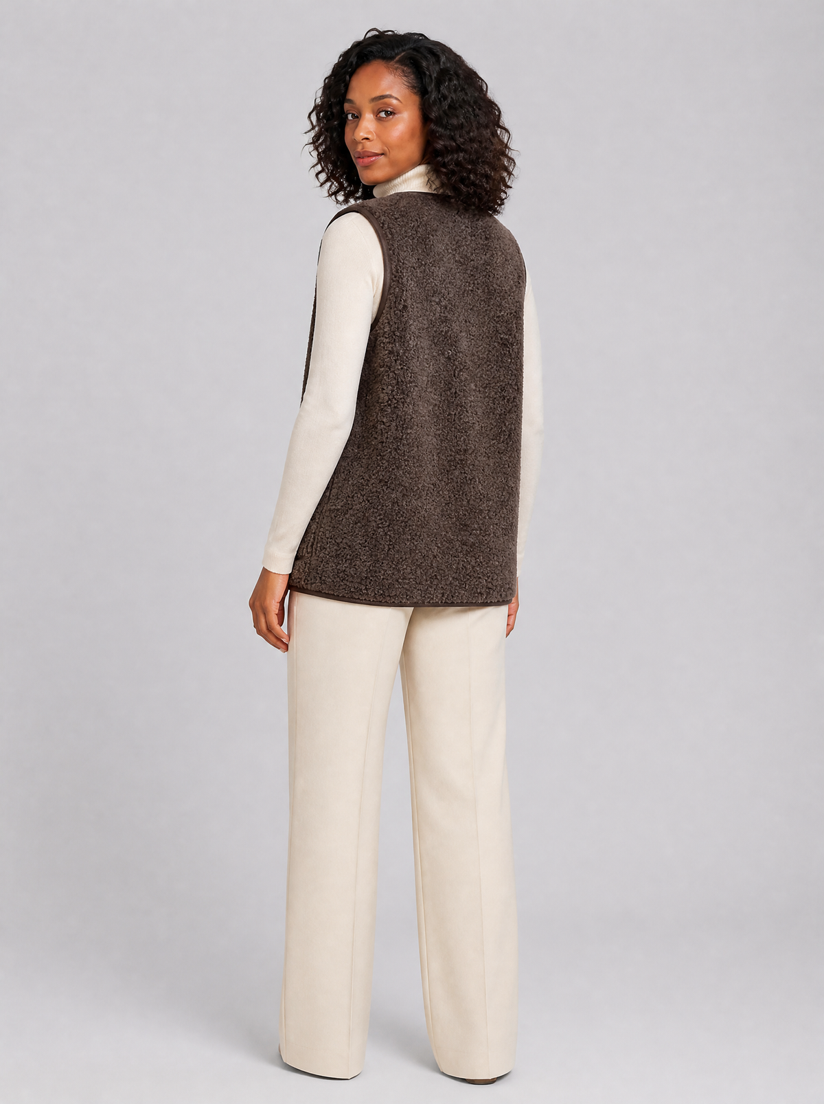 Women's Borg Fleece Relaxed Pocket Gilet - product view 2