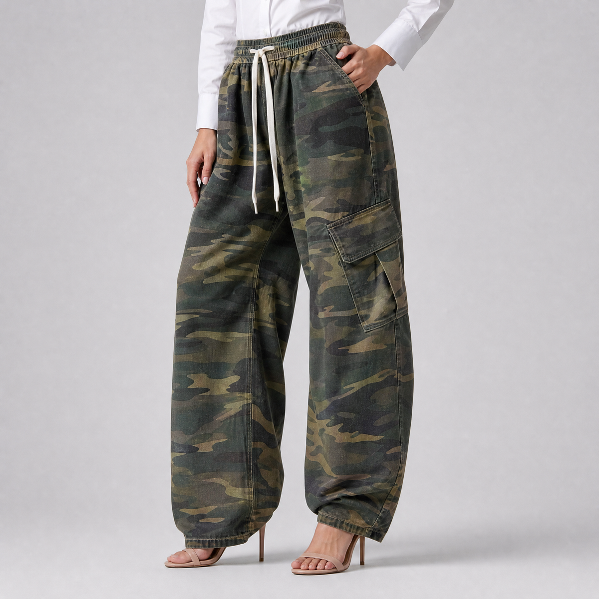Women's High-Waisted Camo Wide-Leg Cargo Trousers