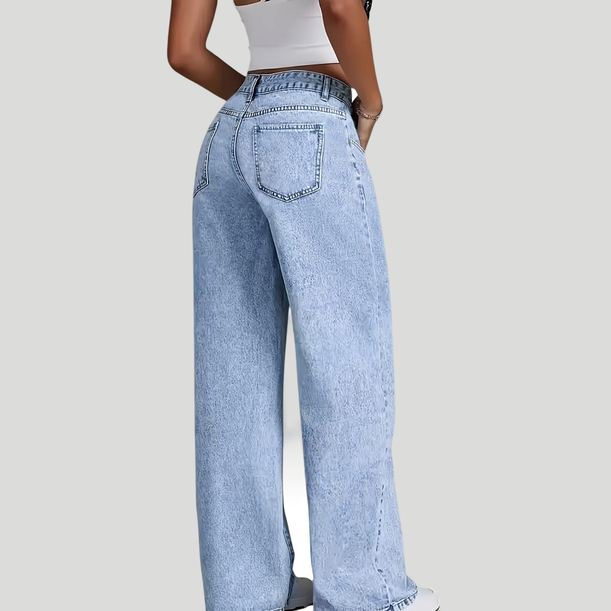 Women’s High-Waisted Flare Jeans With Five-Pocket Styling