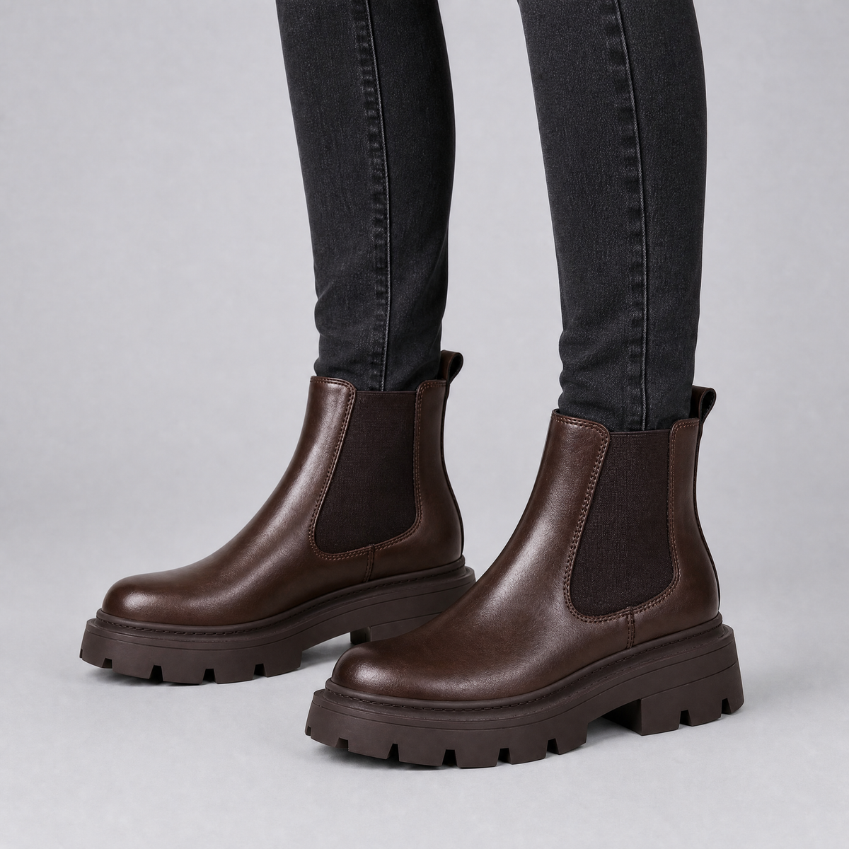 Women's Leather Chunky Elastic Lug Sole Chelsea Ankle Boots