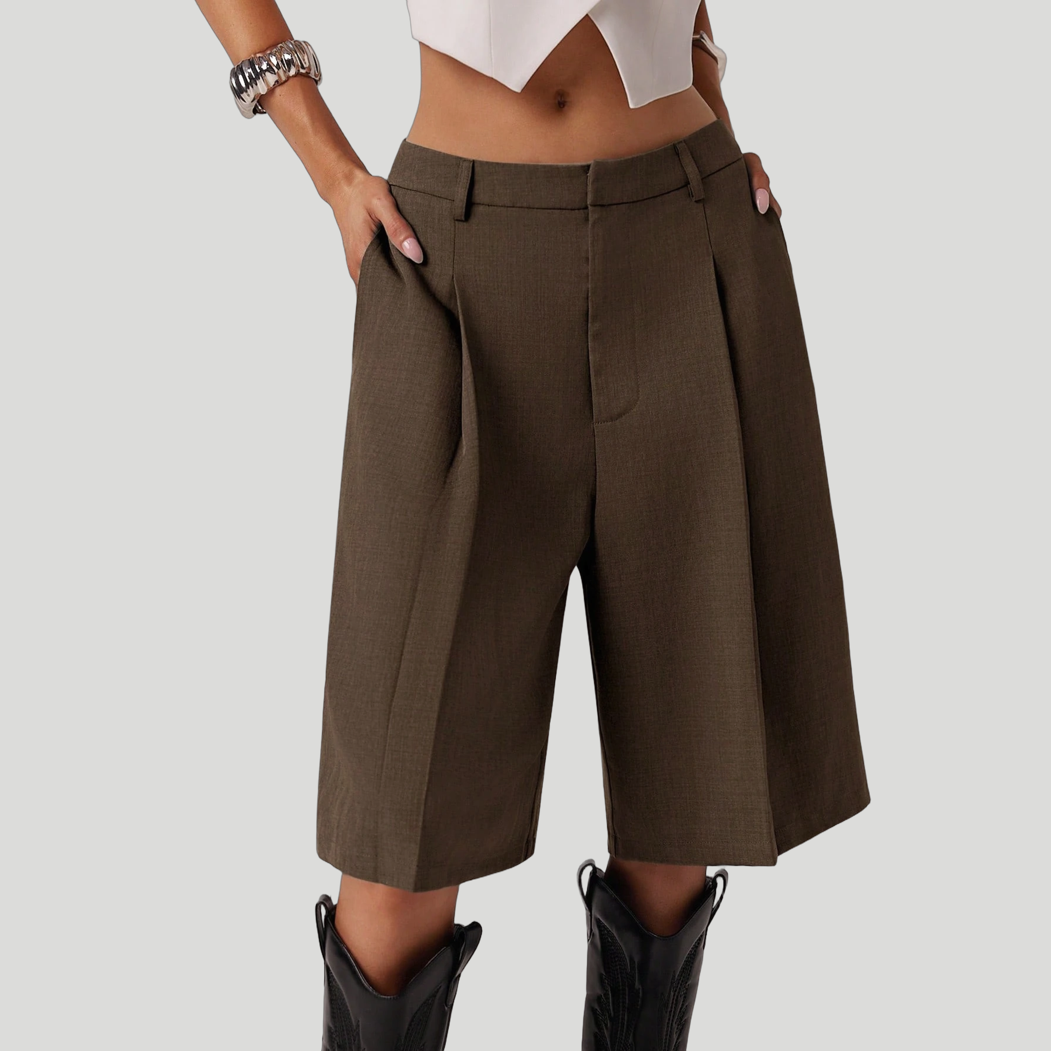 Women's Pleated Wide Leg Bermuda Shorts – High Waisted Women's Shorts