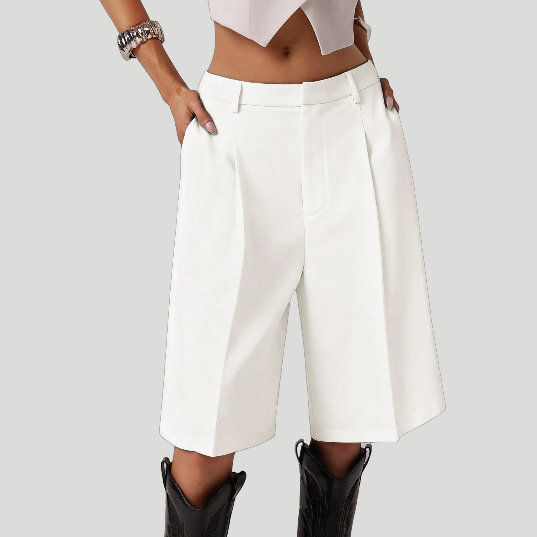 Women's Pleated Wide Leg Bermuda Shorts – High Waisted Women's Shorts