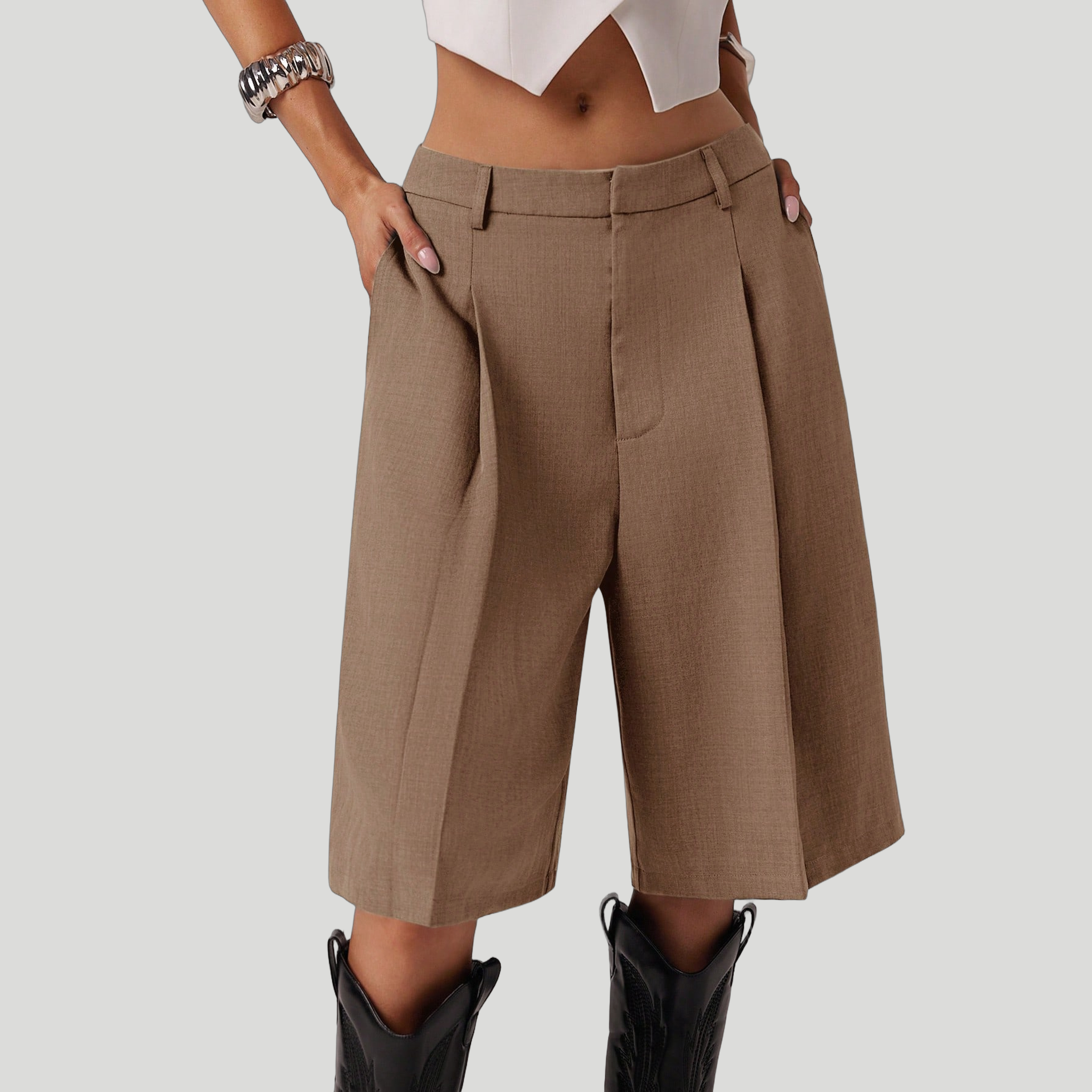 Women's Pleated Wide Leg Bermuda Shorts – High Waisted Women's Shorts