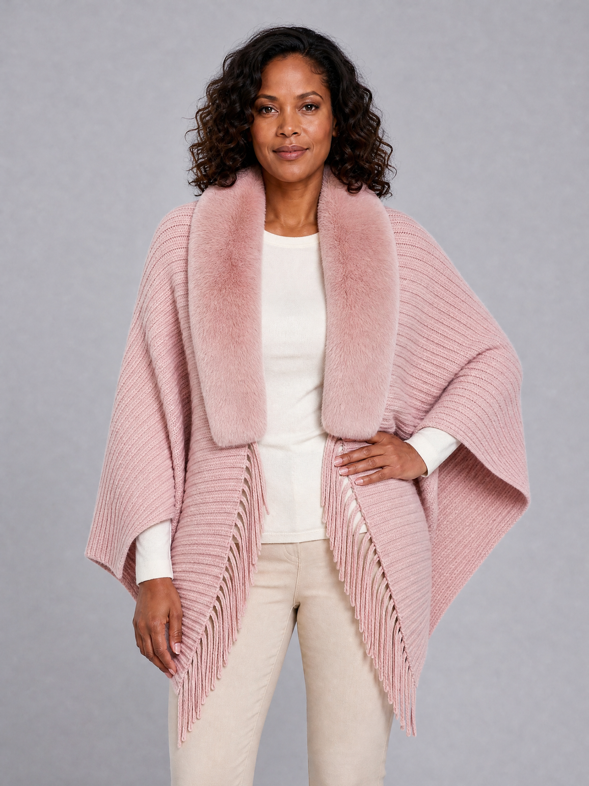 Women's Ribbed Wool Blend Relaxed Faux Fur Collar Tassel Cape