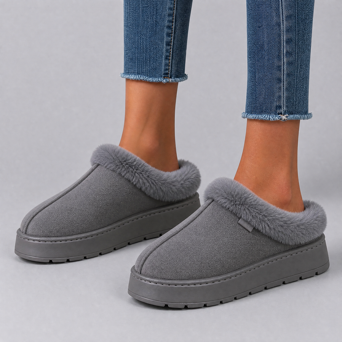 Women's Suede Faux Fur Platform Slippers