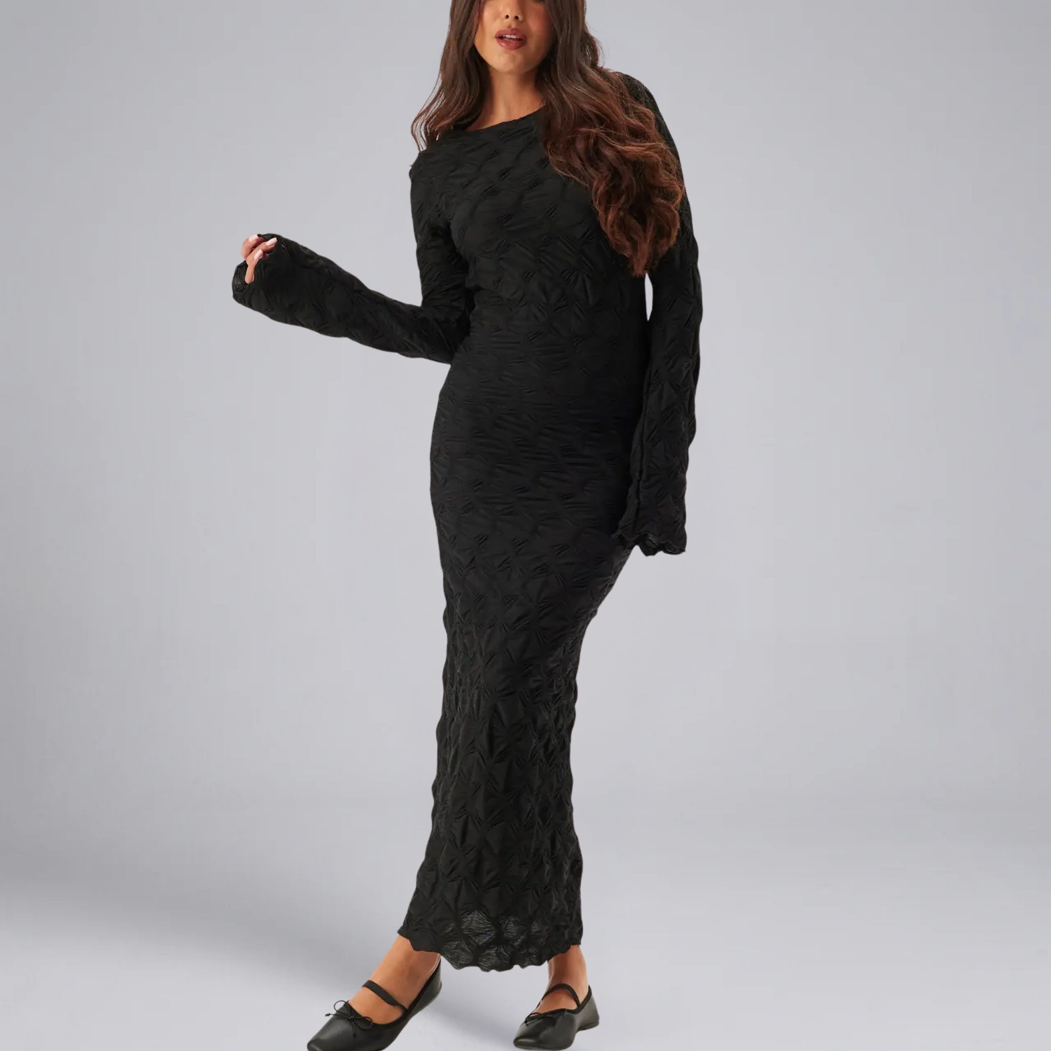 Women’s Textured Long-Sleeve Maxi Dress