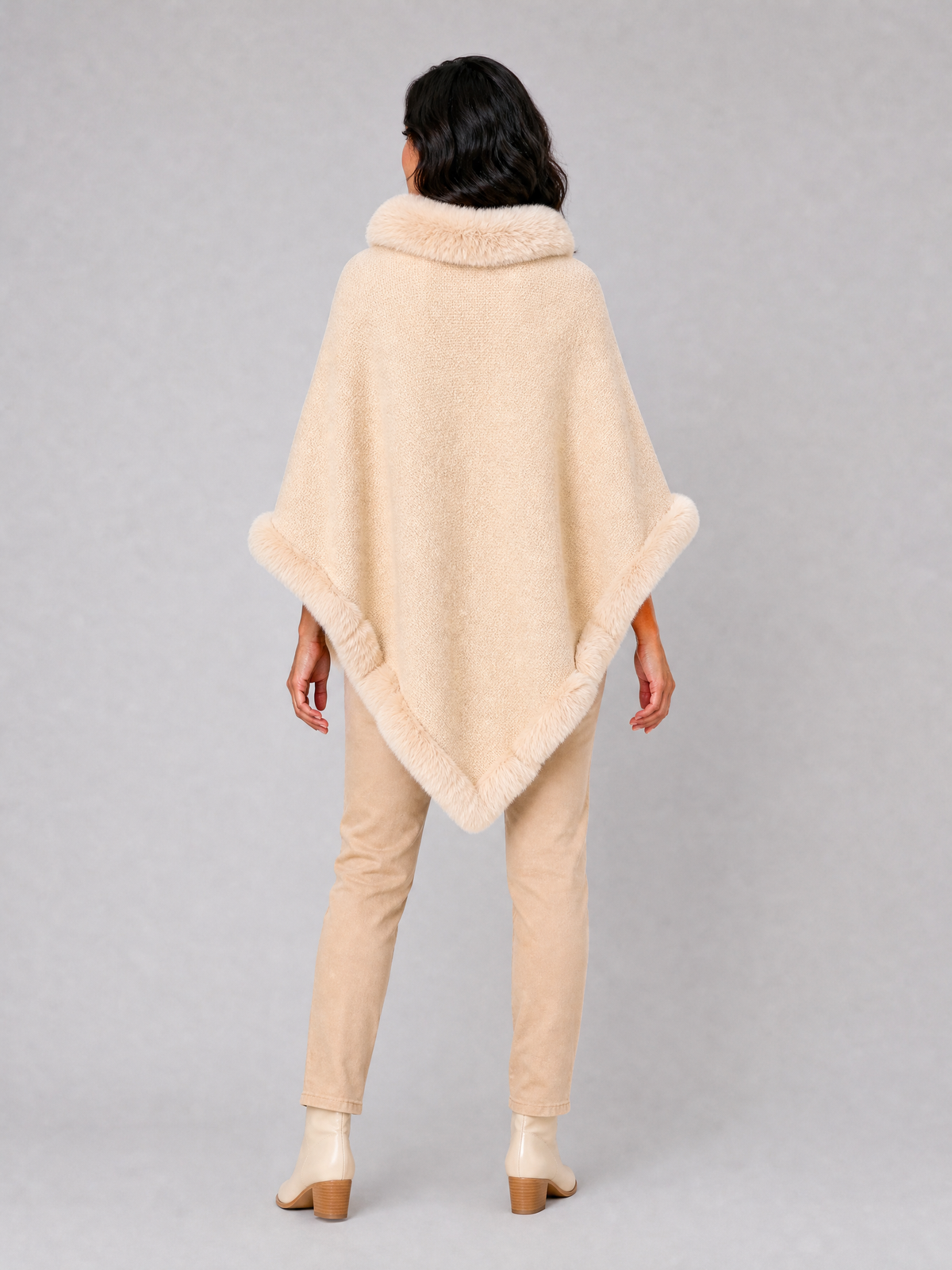 Women's Textured Wool Blend Relaxed Faux Fur Cape