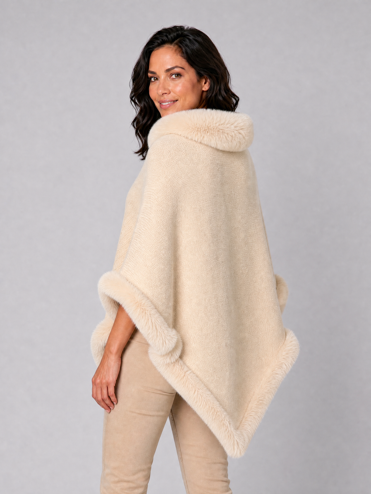 Women's Textured Wool Blend Relaxed Faux Fur Cape
